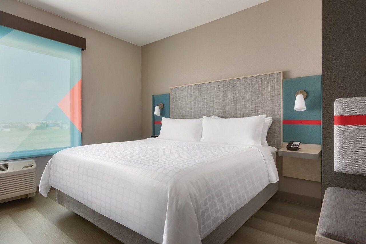 Avid Hotels - Salem By Ihg Екстериор снимка